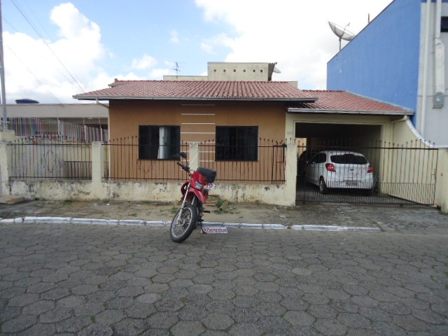 Foto 1 - Casa no bairro cordeiros de itaja